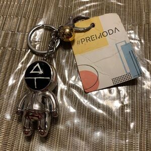 #Premoda key chain never used